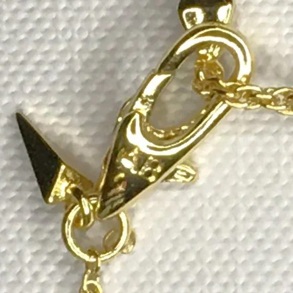 𝐀𝐋𝐄𝐗𝐈𝐒 𝐁𝐈𝐓𝐓𝐀𝐑 Labradorite & Crystal Love Birds Pendant Necklace - Picture 10 of 11